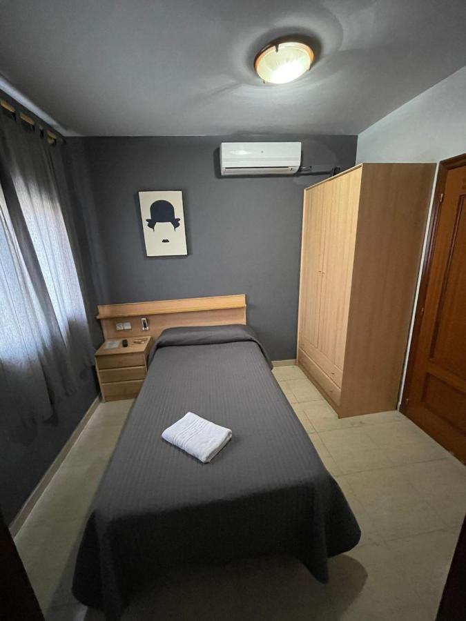 Hostal Del Carmen Terrassa Buitenkant foto